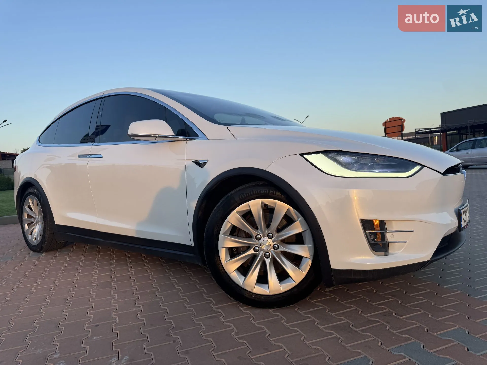 2018 Tesla Model X - мініатюра 18
