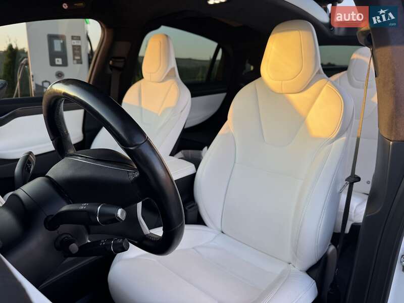 Внедорожник / Кроссовер Tesla Model X 2018 в Виннице