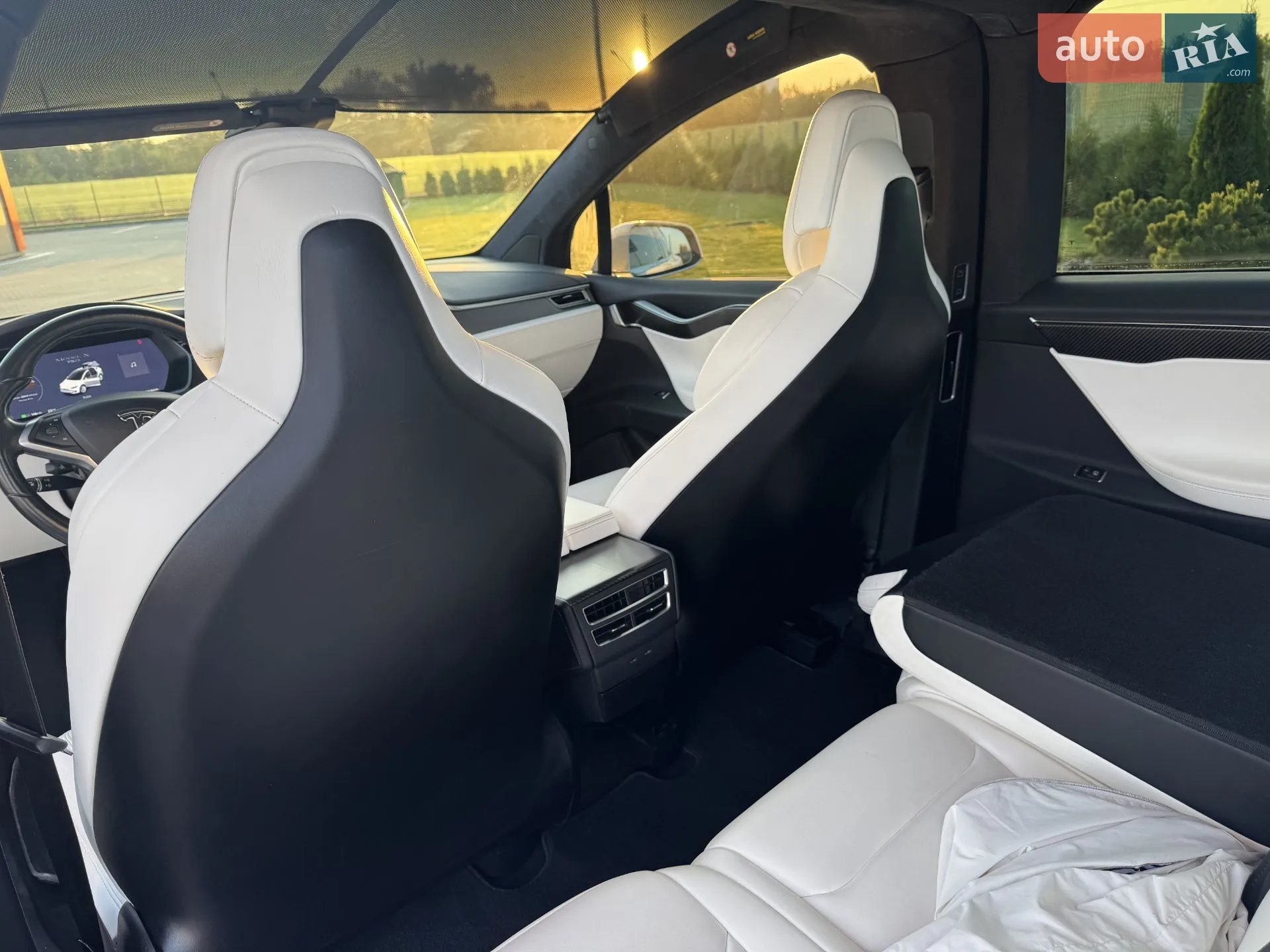 2018 Tesla Model X - мініатюра 31