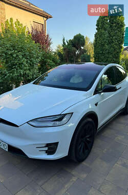 Внедорожник / Кроссовер Tesla Model X 2020 в Киеве