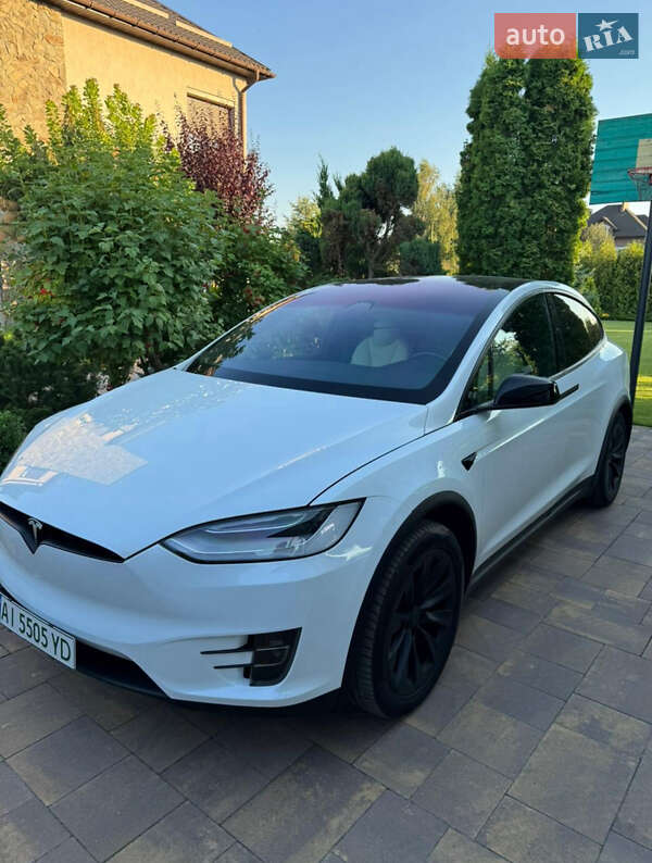 Внедорожник / Кроссовер Tesla Model X 2020 в 