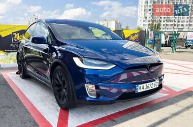 Внедорожник / Кроссовер Tesla Model X 2019 в Киеве