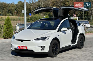 Внедорожник / Кроссовер Tesla Model X 2016 в 