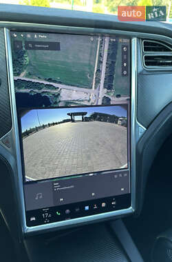 Внедорожник / Кроссовер Tesla Model X 2016 в 