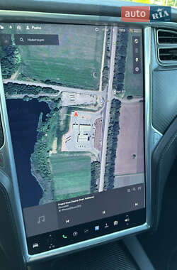 Внедорожник / Кроссовер Tesla Model X 2016 в 