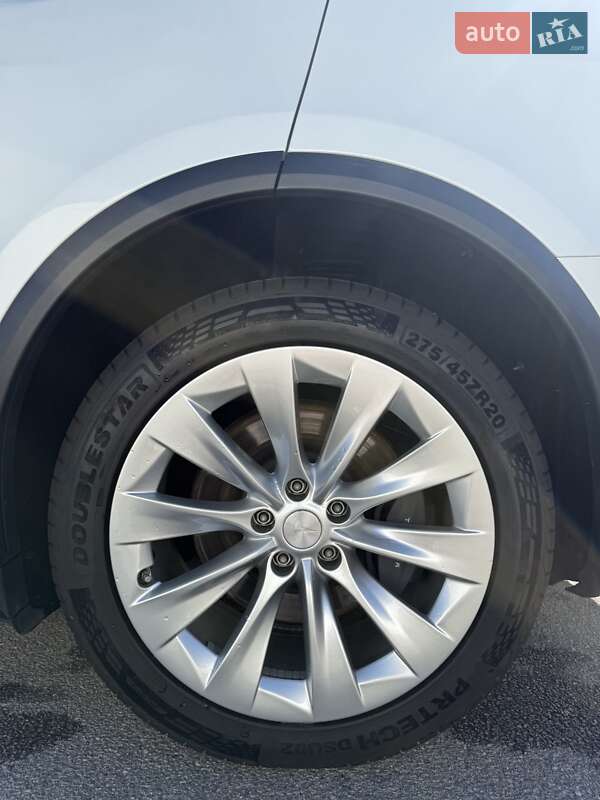 Позашляховик / Кросовер Tesla Model X 2020 в Дніпрі