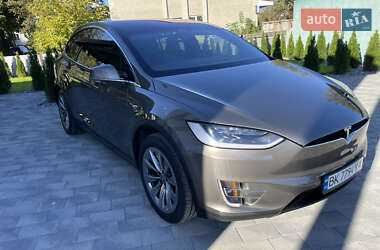 Внедорожник / Кроссовер Tesla Model X 2016 в 