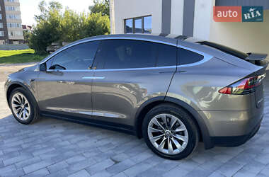 Внедорожник / Кроссовер Tesla Model X 2016 в 