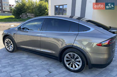 Внедорожник / Кроссовер Tesla Model X 2016 в 