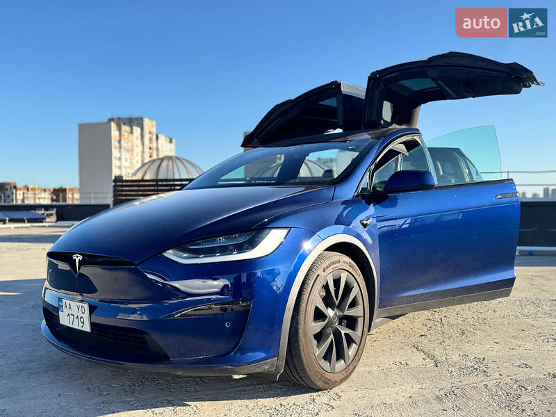 Позашляховик / Кросовер Tesla Model X 2022 в 