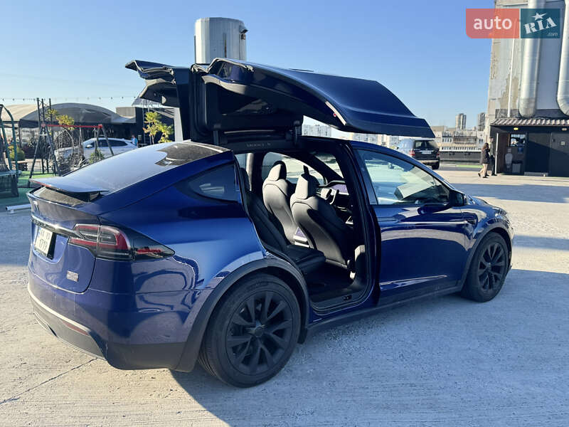 Внедорожник / Кроссовер Tesla Model X 2022 в Киеве