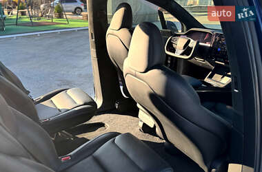 Позашляховик / Кросовер Tesla Model X 2022 в 