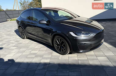 Позашляховик / Кросовер Tesla Model X 2024 в 