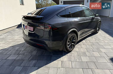 Позашляховик / Кросовер Tesla Model X 2024 в 