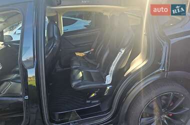 Внедорожник / Кроссовер Tesla Model X 2016 в 