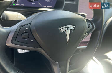 Внедорожник / Кроссовер Tesla Model X 2018 в 
