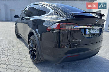 Внедорожник / Кроссовер Tesla Model X 2017 в 