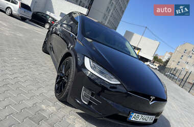 Внедорожник / Кроссовер Tesla Model X 2017 в 