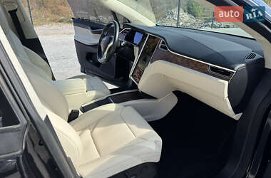 Внедорожник / Кроссовер Tesla Model X 2017 в 