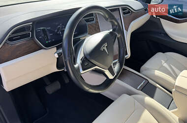 Внедорожник / Кроссовер Tesla Model X 2017 в 