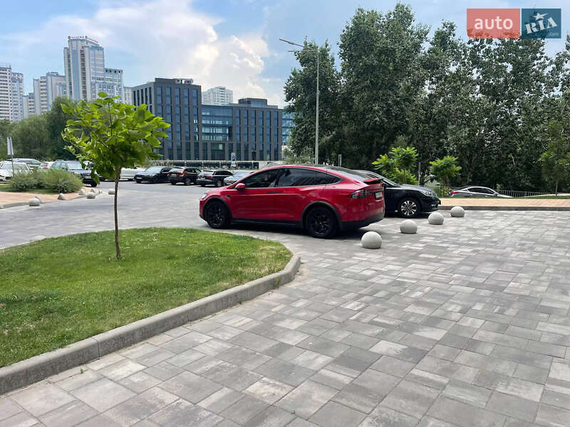 Позашляховик / Кросовер Tesla Model X 2018 в Києві