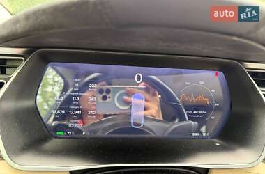 Внедорожник / Кроссовер Tesla Model X 2016 в 