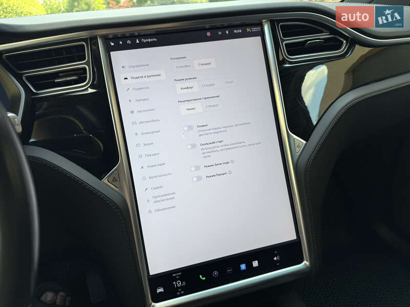 Внедорожник / Кроссовер Tesla Model X 2017 в Тернополе