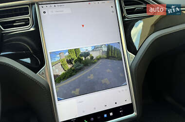 Позашляховик / Кросовер Tesla Model X 2017 в 