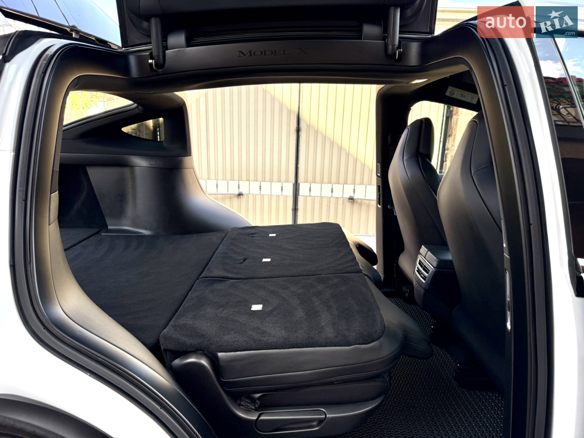 2017 Tesla Model X - мініатюра 80