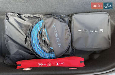 Внедорожник / Кроссовер Tesla Model X 2017 в Тернополе