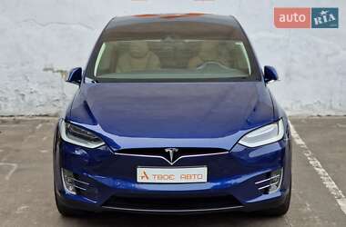 Позашляховик / Кросовер Tesla Model X 2016 в 