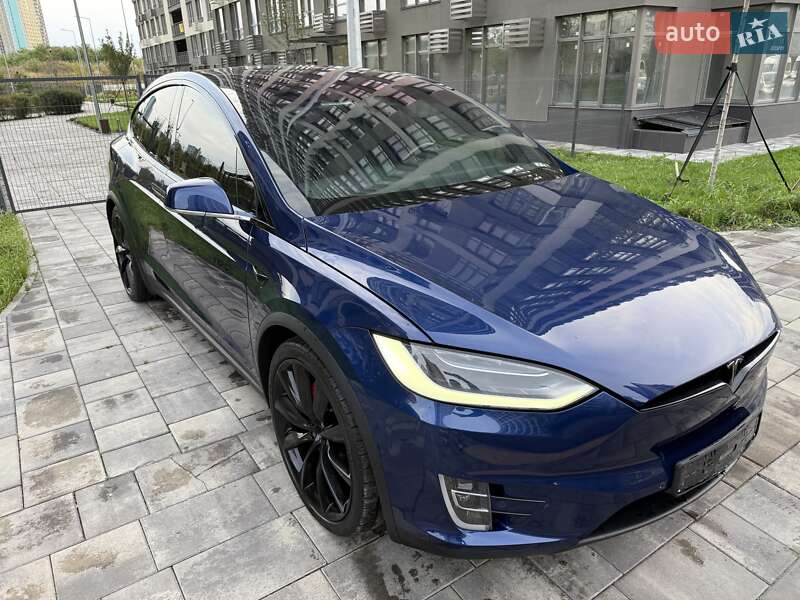 Позашляховик / Кросовер Tesla Model X 2020 в Києві