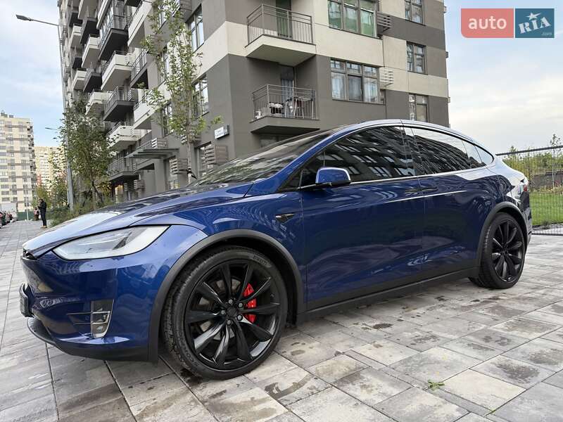 Позашляховик / Кросовер Tesla Model X 2020 в Києві
