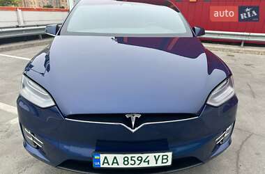 Позашляховик / Кросовер Tesla Model X 2017 в Києві