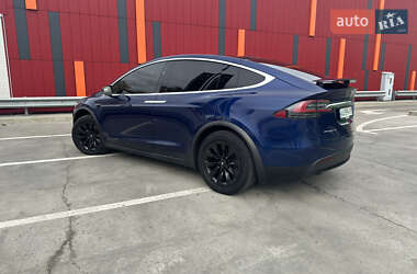 Внедорожник / Кроссовер Tesla Model X 2017 в 