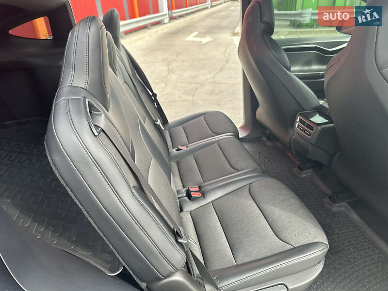 Внедорожник / Кроссовер Tesla Model X 2017 в Киеве фото 26 Внедорожник / Кроссовер Tesla Model X 2017 в Киеве