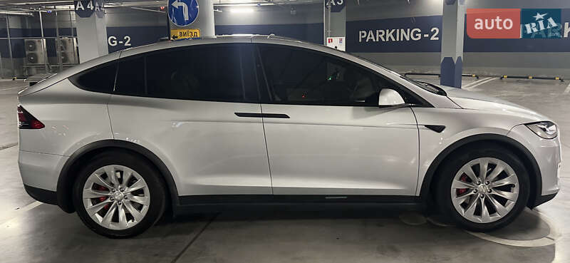 Позашляховик / Кросовер Tesla Model X 2017 в Харкові фото 7 Позашляховик / Кросовер Tesla Model X 2017 в Харкові