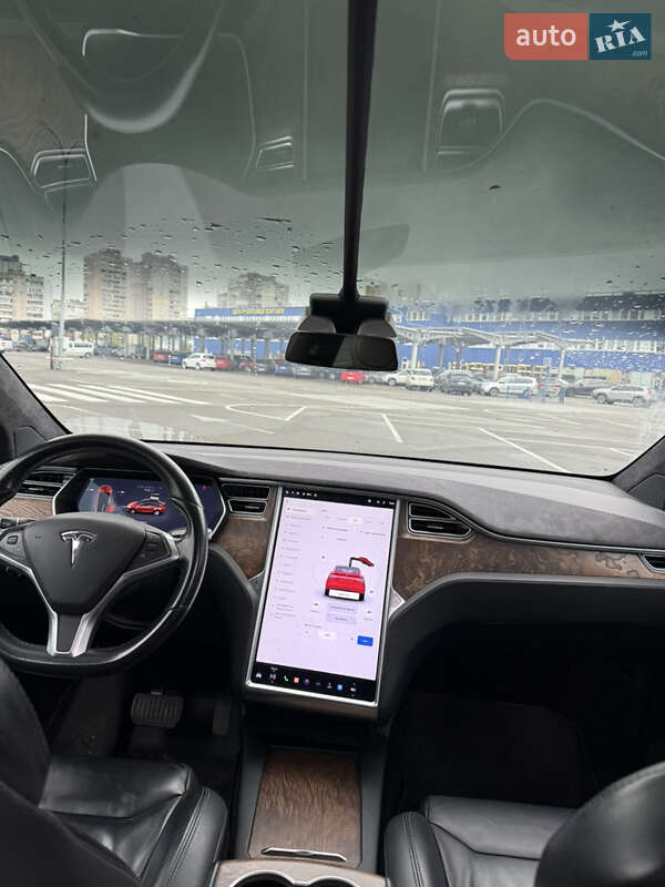 Внедорожник / Кроссовер Tesla Model X 2017 в Киеве
