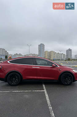 Позашляховик / Кросовер Tesla Model X 2017 в 