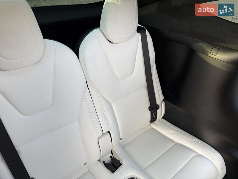 Позашляховик / Кросовер Tesla Model X 2019 в Дніпрі фото 46 Позашляховик / Кросовер Tesla Model X 2019 в Дніпрі