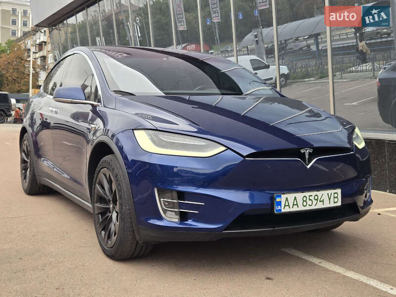 Tesla Model X 2017