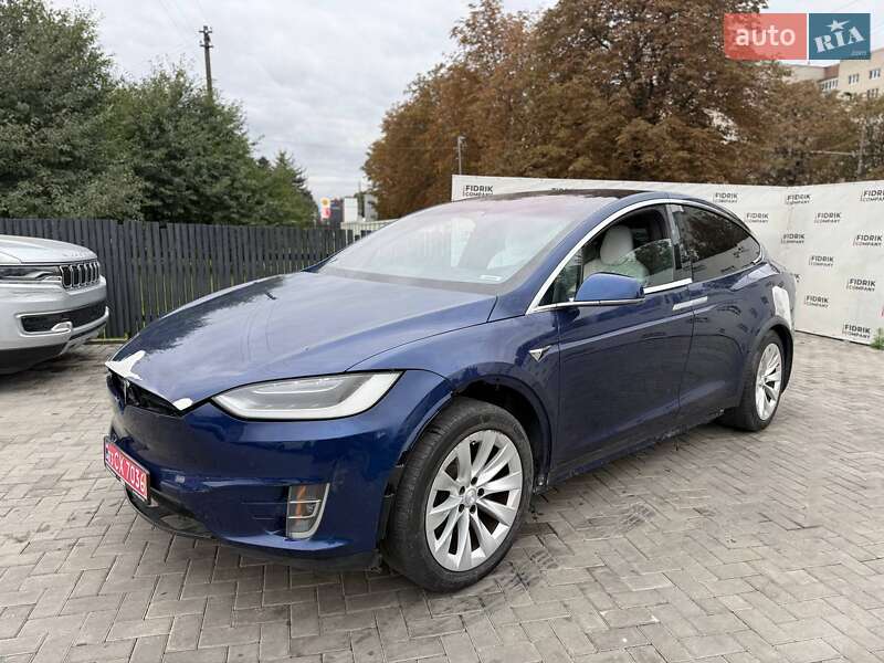 Внедорожник / Кроссовер Tesla Model X 2017 в Луцке