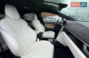 Внедорожник / Кроссовер Tesla Model X 2017 в 