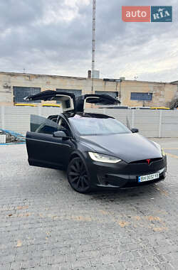 Внедорожник / Кроссовер Tesla Model X 2018 в 