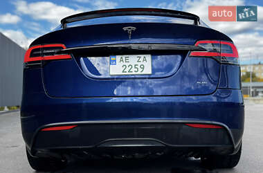 Позашляховик / Кросовер Tesla Model X 2022 в 