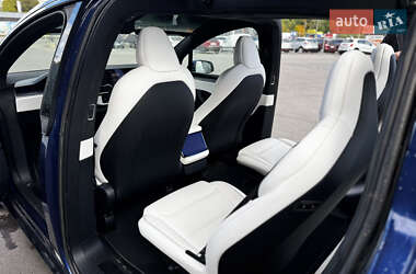 Позашляховик / Кросовер Tesla Model X 2022 в 