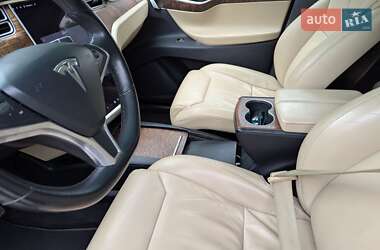 Внедорожник / Кроссовер Tesla Model X 2017 в 