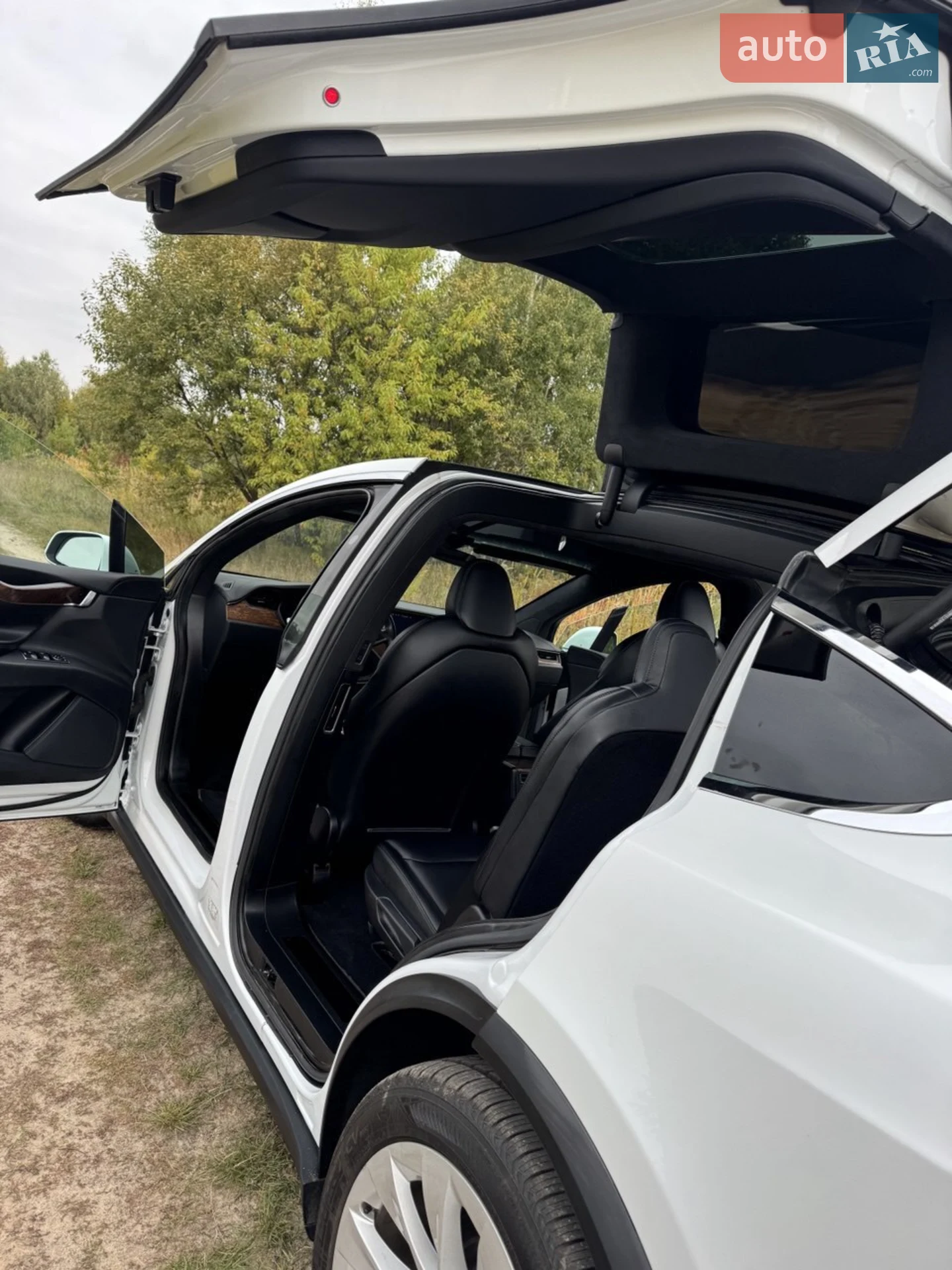2021 Tesla Model X - мініатюра 40