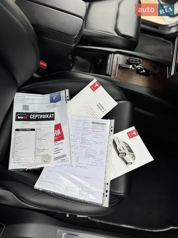 Позашляховик / Кросовер Tesla Model X 2020 в Києві документ 2 фото Позашляховик / Кросовер Tesla Model X 2020 в Києві документ