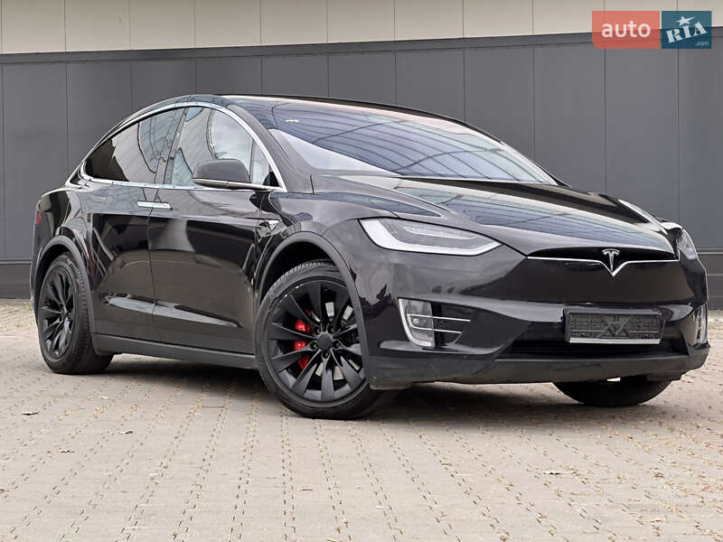Позашляховик / Кросовер Tesla Model X 2018 в Києві